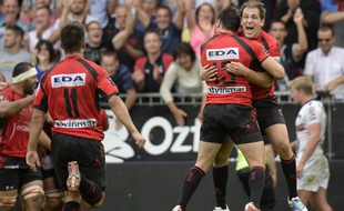 Les joueurs d'Oyonnax, lors de leur victoire contre Toulon en Top14, le 28 septembre 2013 à Oyonnax.
