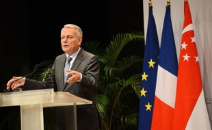 Le Premier ministre Jean-Marc Ayrault a comparé jeudi le couple franco-allemand à sa relation "équilibrée" avec sa femme, basée sur la "discussion" pour éviter tout malentendu.