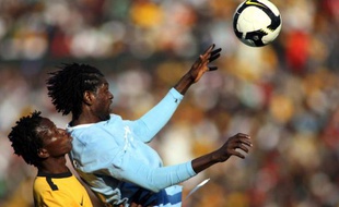 Manuel Adebayor lors d'un match amical entre Manchester City et Kaiser Chiefs.