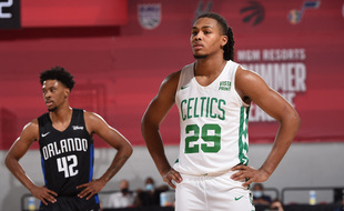 Juhann Begarin avec le maillot des Celtics lors de la Summer League.