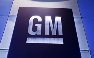 Le logo du constructeur automobile américain General Motors (GM).