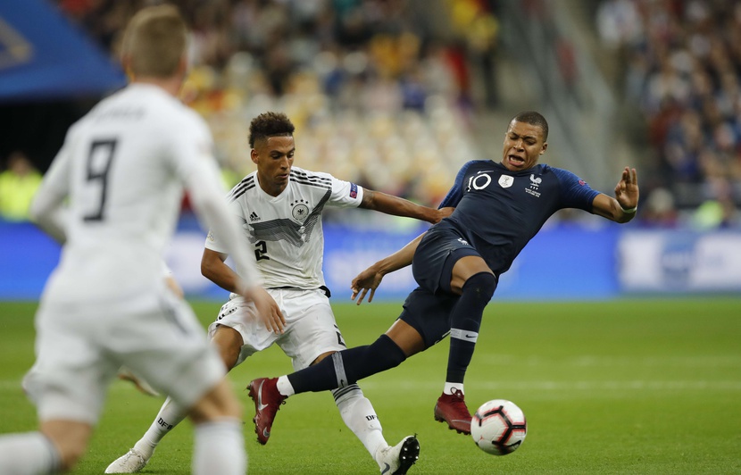 France Allemagne Trous Dair Niveau Des Entrants Ce Que Dit La Tres Penible Premiere Periode Des Bleus France Allemagne Trous Dair Niveau Des Entrants Ce Que Dit La Tres Penible Premiere Periode Des Bleus