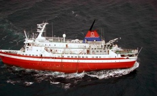 Le bateau de croisière l'«Explorer» naufragé en Antarctique après avoir heurté un iceberg