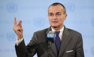 La France va proposer "dans les prochains jours" au Conseil de sécurité une résolution visant à préparer le terrain pour un feu vert ultérieur de l'ONU à une intervention militaire au Mali, a annoncé jeudi l'ambassadeur français à l'ONU Gérard Araud.
