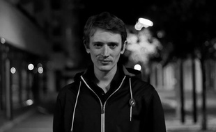 L'écrivain Owen Martell.