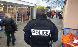 Illustration d'un dispositif policier déployé au centre commercial Italie, à Rennes.