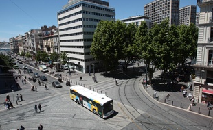 Le quartier Belsunce dans le centre ville de Marseille près de la canebière qui a été recemment rénové et ou passe le tramway