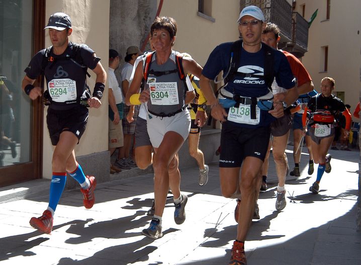Corinne Favre, ici lors de son exploit sur la première CCC (86 km) de l'histoire en 2006.