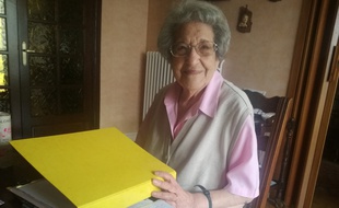 Estelle Moulin, 100 ans, est bénévole aux Petits Frères des Pauvres de Toulouse depuis 1987.