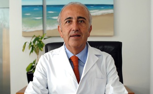 Le professeur Antonio Pellicer, de l'Institut de l'infertilité de Valence en Espagne.