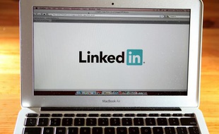Photo du logo du réseau LinkedIn, sur un écran d'ordinateur portable, le 27 janvier 2011 à San Anselmo, en Californie
