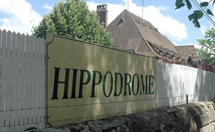 L'hippodrome de Compiègne en juillet 2010.
