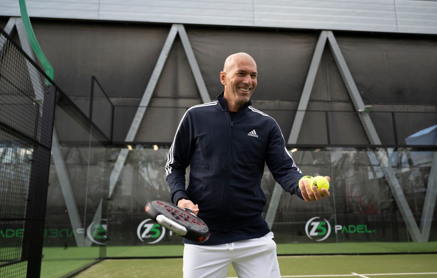 La France Sportive : Quand le Padel Devient un Spectacle de Mode