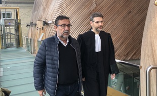 Jean-Jacques Pitcho (à gauche), le co-président du SA XV avec l'un de ses avocats.