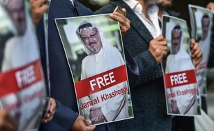Une manifestation après la disparition du journaliste saoudien, Jamal Khashoggi, devant le consulat d'Arabie Saoudite à Istanbul, le 5 octobre 2018.