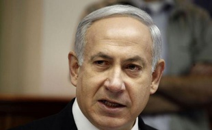 La Cour suprême d'Israël a ordonné lundi de démanteler d'ici le 1er juillet un quartier érigé sur des terres palestiniennes privées dans une colonie de Cisjordanie, désavouant le gouvernement de Benjamin Netanyahu.