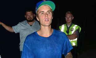 Le chanteur Justin Bieber à Beverly Hills