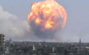 Capture d'écran d'une vidéo qui dévoilerait l'expliosion ce jeudi 1er août à Homs.