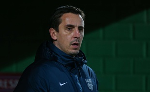 Gary Neville va connaître sa première expérience d'entraîneur principal à Valence, en Espagne.