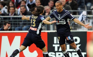 Yoan Gouffran et Rodolfo Placente, lors de la finale de la coupe de la ligue, le 25 avril 2009 au Stade de France.
