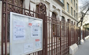 Le lycée Jean De La Fontaine le 16 mars 2020.