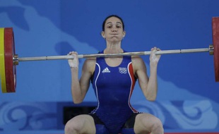 L'haltérophile française Mélanie Noël, lors des Jeux Olympiques de Pékin, le 9 août 2008.