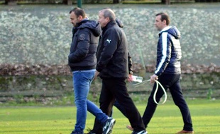 Mickaël Pagis et Rolland Courbis au centre d'entraînement de la Piverdière, le 25 janvier 2016.
