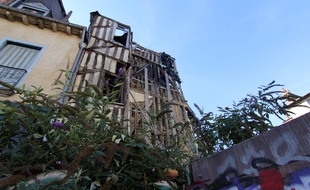 La place Saint-Michel à Rennes, où un projet immobilier tarde à sortir de terre, coincé dans un imbroglio juridique.