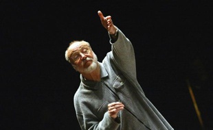 Le chef d'orchestre allemand Kurt Masur le 10 janvier 2003 à Toulouse