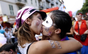30 % des Françaises et des Français ont été mal à l'aise au moins une fois en présence d'une personne LGBT.