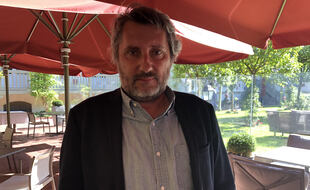Bruno Podalydès à l'Hôtel Normandy pendant le Festival de Deauville 2020