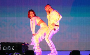 Rihanna et Drake aux Brit Awards, à Londres, le 24 février 2016.