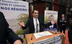 Le numéro 2 du FN Florian Philippot s'exprime à Strasbourg le 6 décembre 2015
