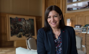 Anne Hidalgo ne compte pas quitter son bureau de la mairie de Paris.