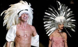 Sous son influence, la marque Dior devient le symbole du bling-bling.
Automne hiver 2002/03 haute couture.