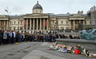 Minute de silence en hommage aux victimes des attentats de Paris, le 16 novembre 2015 à Londres