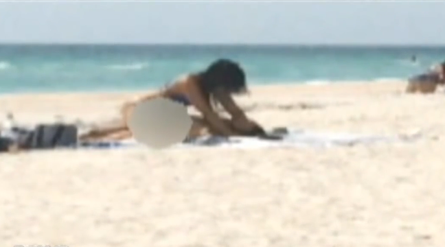 Photo Jeux D Amour A La Plage VIDEO. Ils risquent 15 ans pour avoir fait l'amour sur la plage