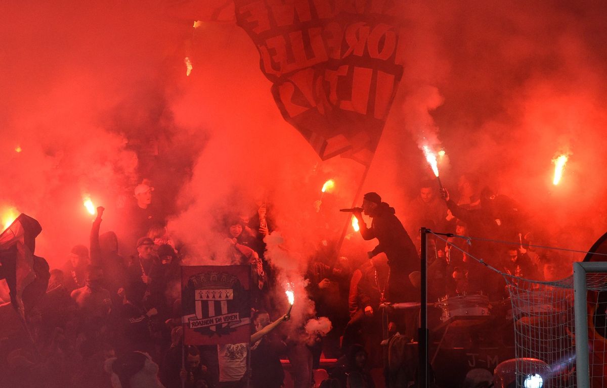 PSG : Amendes pour les ultras parisiens coupables d'avoir volé la bâche du RCK