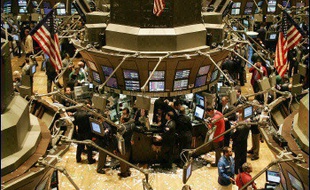 L'indice Dow Jones a terminé en légère hausse jeudi à la Bourse de New York, prenant 0,23%, tandis que le Nasdaq a perdu 0,49%.