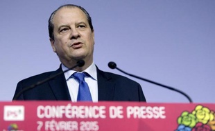Le Premier secrétaire du PS Jean-Christophe Cambadélis s'exprime lors d'une conférence de presse le 7 février 2015 à Paris après un Conseil national