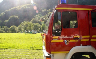 Camion de pompiers en Allemagne. Illustration.