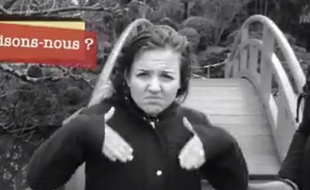 Un extrait de la vidéo mise en ligne par les étudiants sourds toulousains.