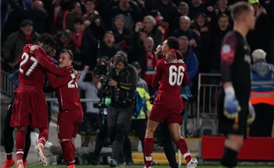 Divock Origi inscrit le 4e but de Liverpool contre le Barça en demi-finale retour de Ligue des champions, le 7 mai 2019.