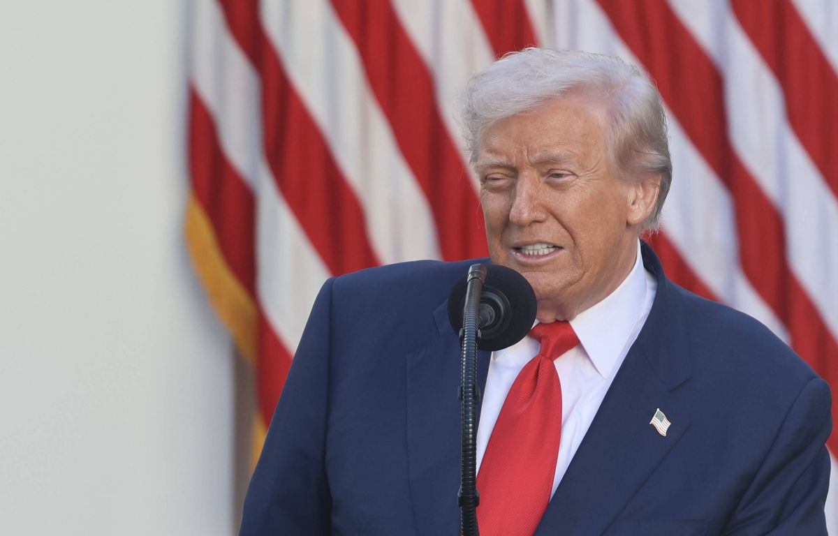 Etats-Unis : Trump est heureux de triompher à la Une du « Time » mais soulève un problème capillaire
