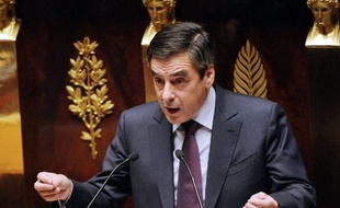 Le Premier ministre français, François Fillon, a assuré mardi soir que le gouvernement ne déciderait pas d'un troisième plan de rigueur sur la seule base d'un éventuel abaissement de la prévision de croissance pour 2012 dans les prochains mois.