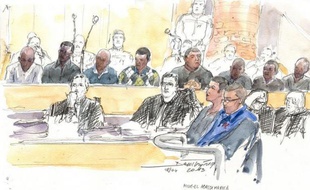 Huit jeunes ont été condamnés vendredi à Versailles à des peines de 5 à 20 ans de prison pour le meurtre de Mohamed Laidouni, battu à mort sous les yeux de sa famille sur l'autoroute A13 en juin 2010.