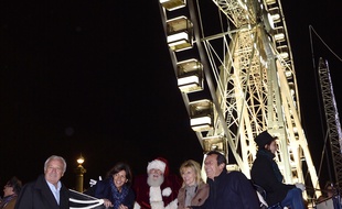 Anne Hidalgo devant la grande roue de Marcel Campion