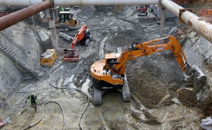 Le chantier de construction de la station Saint-Jacques Gaieté.