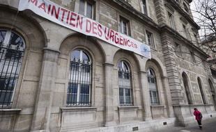 Les urgences de l'Hotel-Dieu, l'hôpital le plus ancien de Paris, sont menacées de fermeture.