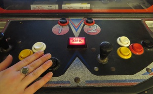 Une borne d'arcade